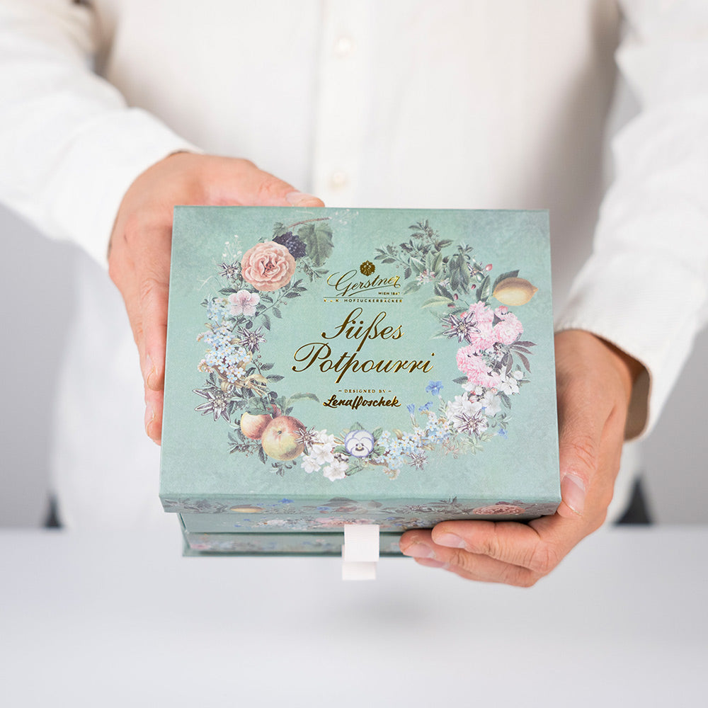 GERSTNERS SÜSSES POTPOURRI by Lena Hoschek