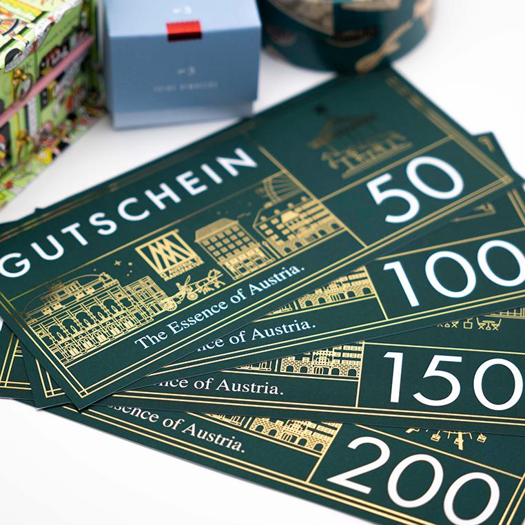 GUTSCHEIN im Umschlag mit hochwertigem Golddruck