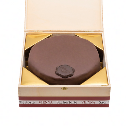 WIENER SACHERTORTE piccolo - im traditionellen Holzkisterl 220g