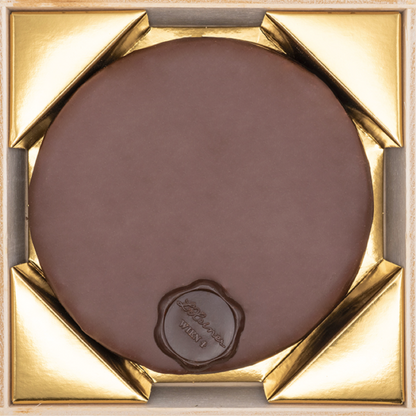 WIENER SACHERTORTE Piccolo im traditionellen Holzkisterl