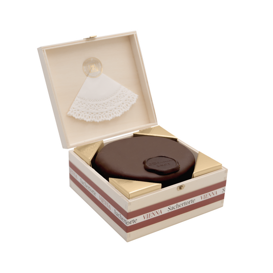 Wiener Sachertorte Piccolo - im exklusiven Holzkisterl (3 Port., 220g)