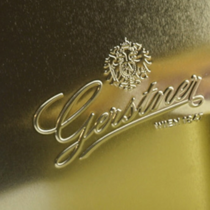 Gerstners Sisi Torte mit Cassis-Marzipan und Massa Ticino 450g - in exklusiver Golddose