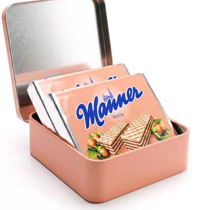 Manner Metalldose im ikonischen Design – mit zwei Packungen